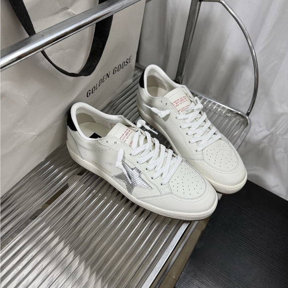 Golden Goose BallStar Sneaker - Picture 3 of 9